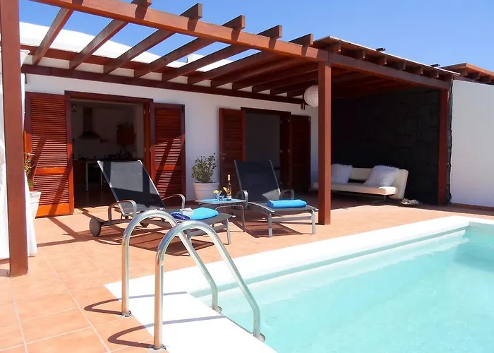 Happy Con Piscina Privada Villa Playa Blanca (Lanzarote)
