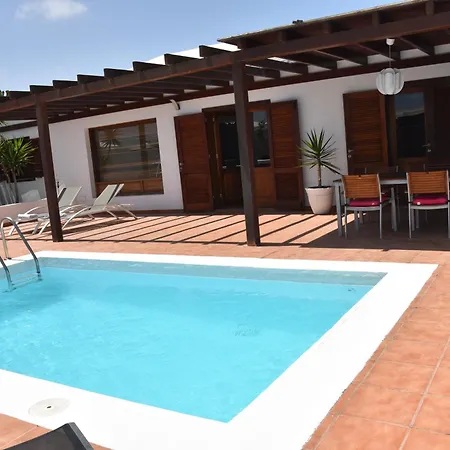 Happy Con Piscina Privada Villa