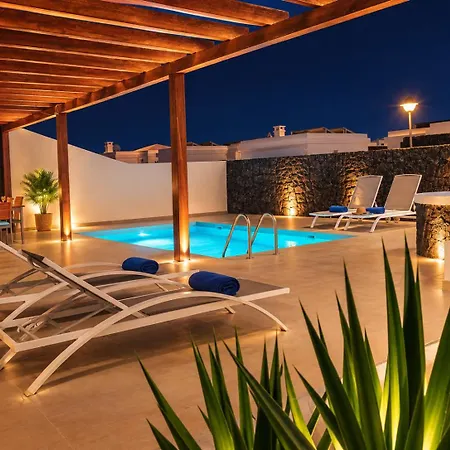 Happy - Piscina Y Amplia Terraza Soleada * Playa Blanca